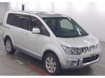 2014 Mitsubishi Delica D5