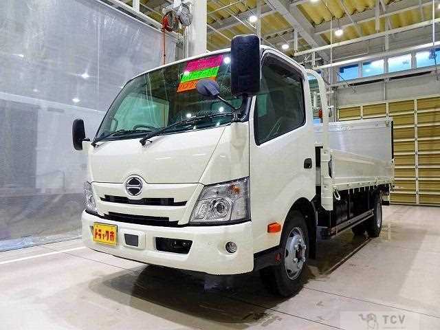 2023 Hino Dutro