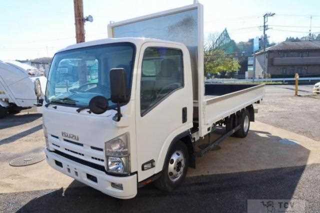 2013 Isuzu Elf Truck