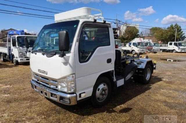 2015 Isuzu Elf Truck