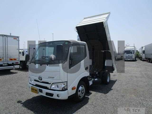2025 Toyota Dyna Truck