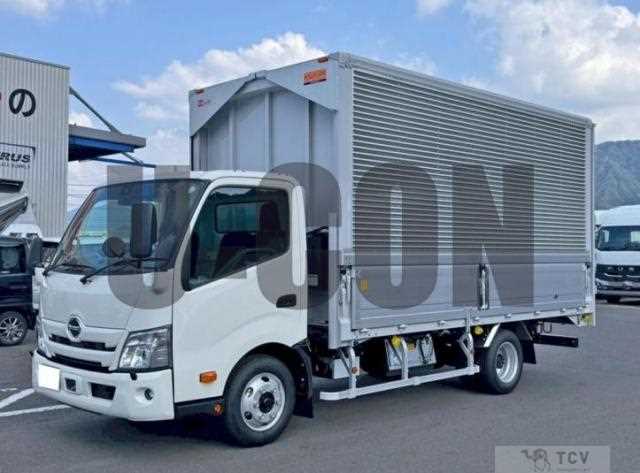 2025 Hino Dutro