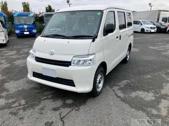 2025 Toyota Townace Van
