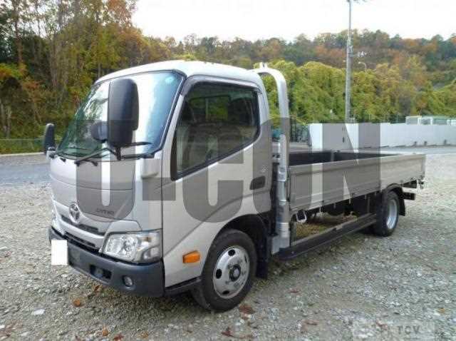 2022 Toyota Dyna Truck