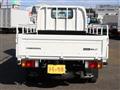 2018 Isuzu Elf Truck