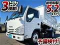 2020 Isuzu Elf Truck