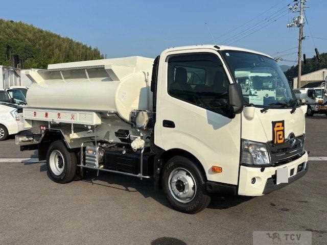 2024 Hino Dutro