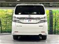 2014 Toyota Vellfire