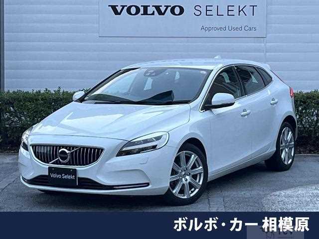 2018 Volvo V40