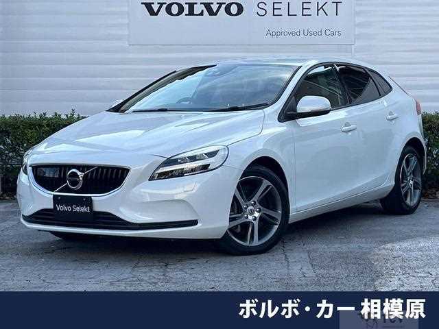 2017 Volvo V40