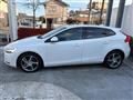 2017 Volvo V40