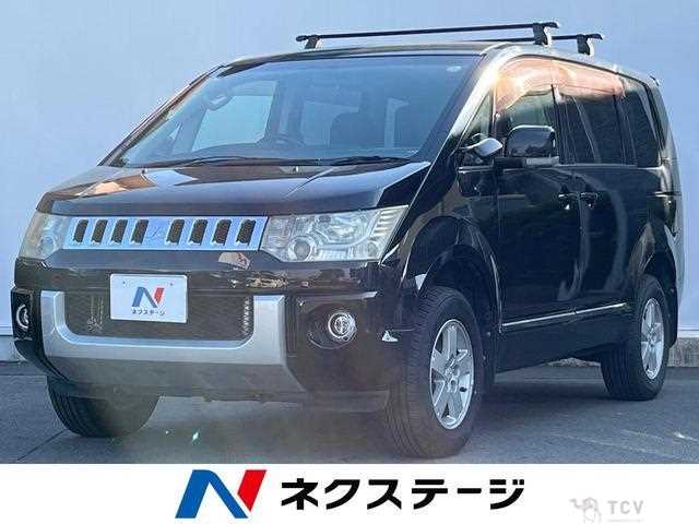 2011 Mitsubishi Delica D5