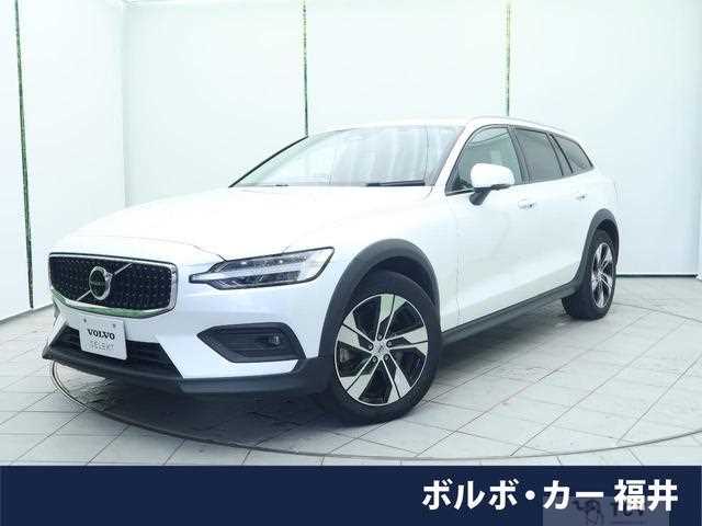 2022 Volvo V60