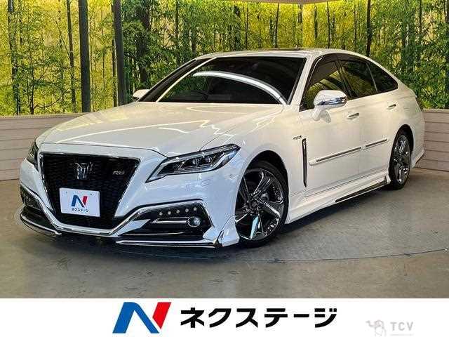 2018 Toyota Crown Hybrid
