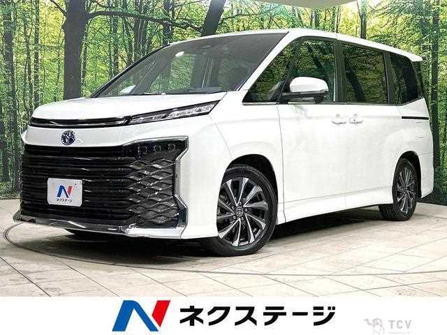 2025 Toyota Voxy