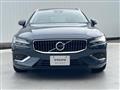 2022 Volvo V60