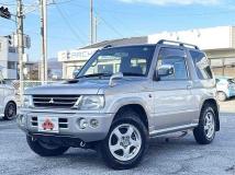 2005 Mitsubishi Pajero Mini