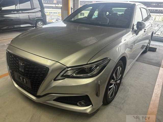 2020 Toyota Crown Hybrid