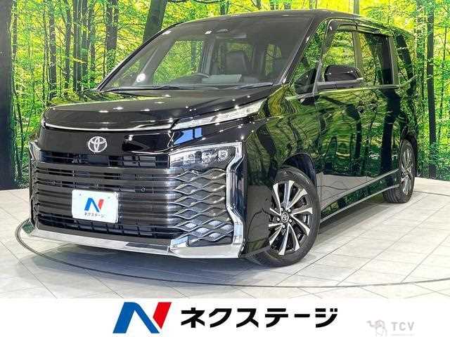 2022 Toyota Voxy