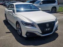 2018 Toyota Crown Hybrid