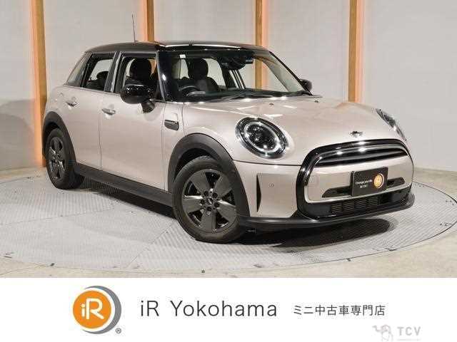 2022 BMW MINI