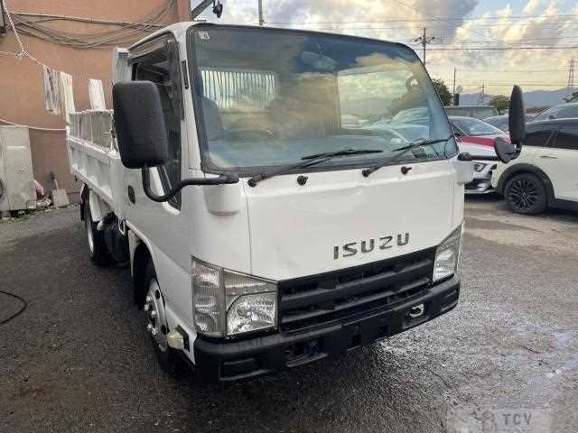 2014 Isuzu Elf Truck