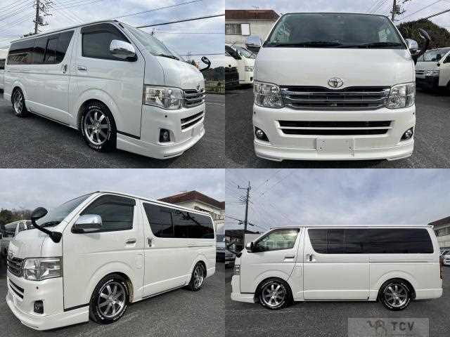 2011 Toyota Regiusace Van