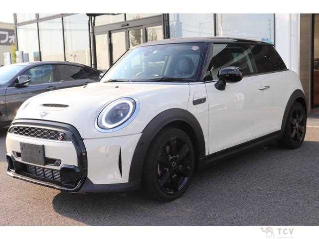 2023 BMW MINI