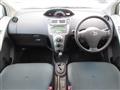 2005 Toyota Vitz
