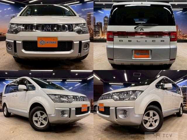 2016 Mitsubishi Delica D5