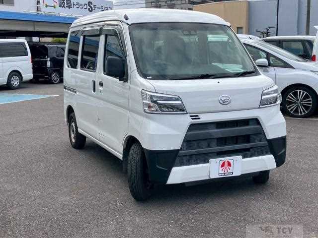 2021 Daihatsu Hijet Cargo