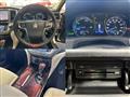 2014 Toyota Crown Hybrid