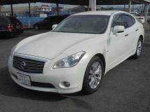 2012 Nissan Fuga