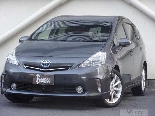 2013 Toyota PRIUS α