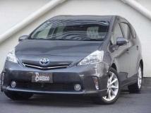 2013 Toyota PRIUS α