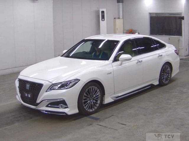 2019 Toyota Crown Hybrid