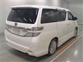 2013 Toyota Vellfire