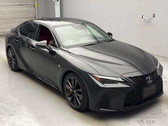 2022 Lexus IS
