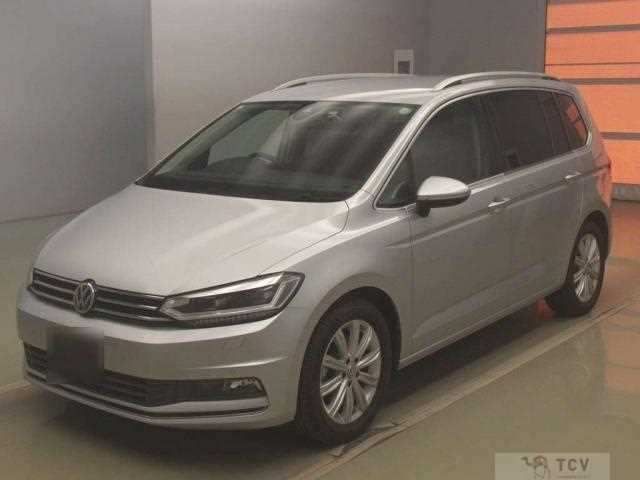 2018 Volkswagen Golf Touran