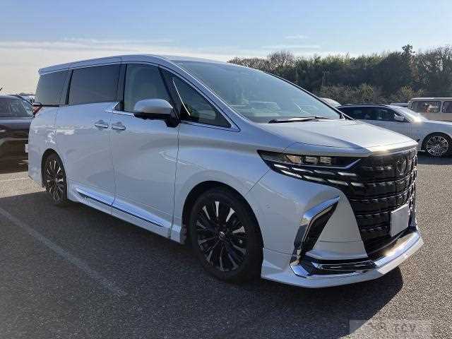2025 Toyota Alphard Hybrid