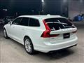 2017 Volvo V90
