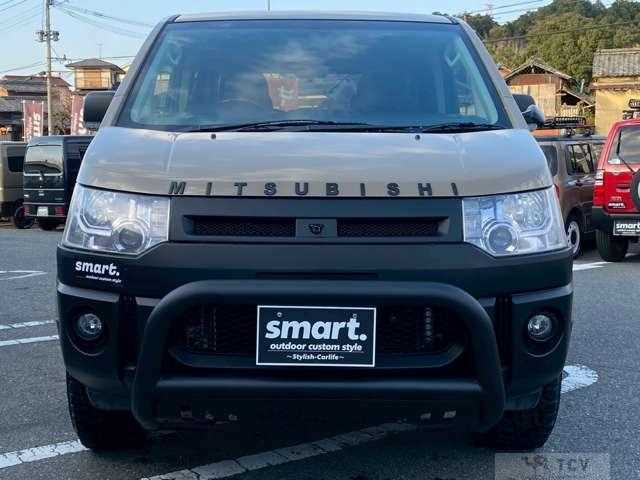 2008 Mitsubishi Delica D5