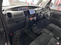 2011 Daihatsu Tanto