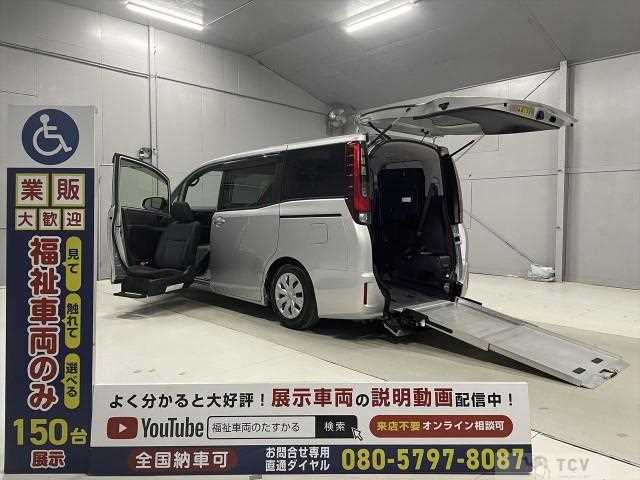 2016 Toyota Noah