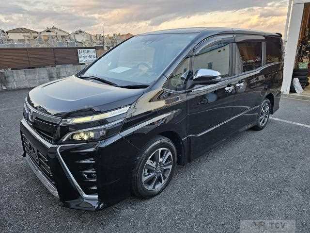 2021 Toyota Voxy