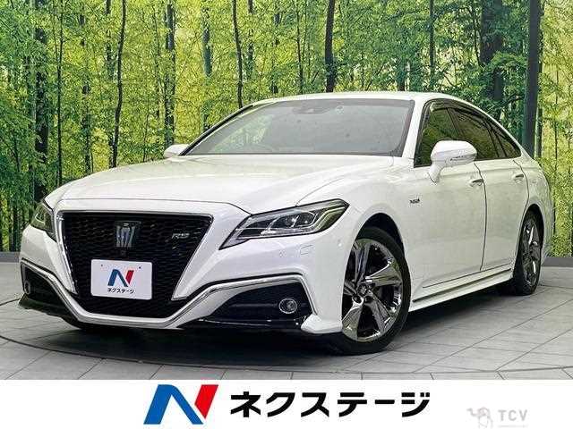 2019 Toyota Crown Hybrid