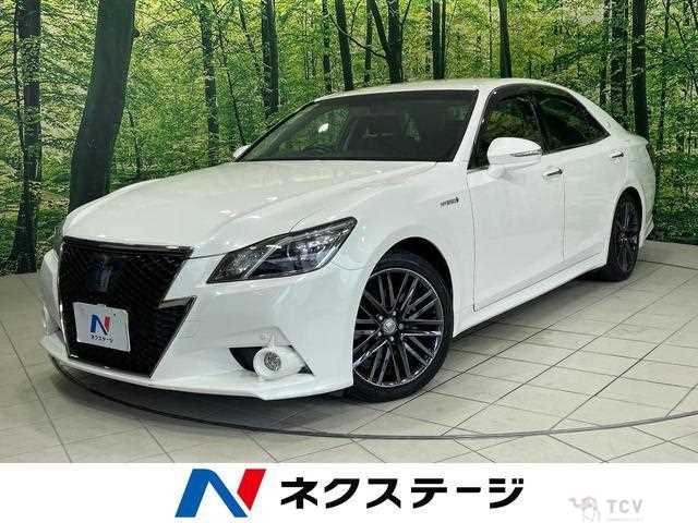2015 Toyota Crown Hybrid