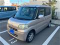 2010 Daihatsu Tanto