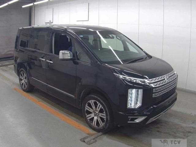 2022 Mitsubishi Delica D5