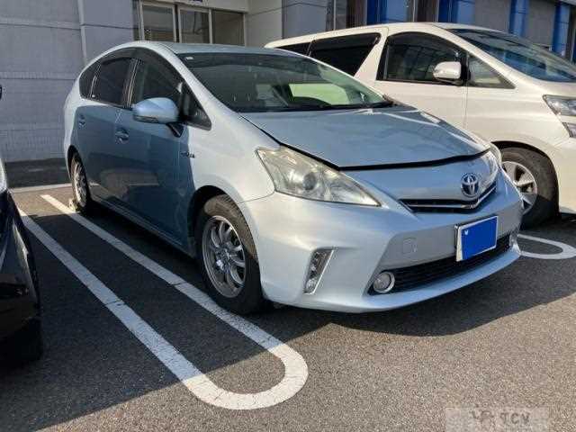 2012 Toyota PRIUS α